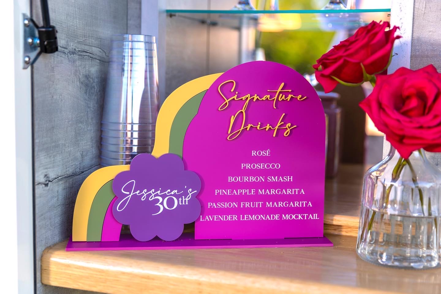 WAVE SIGNATURE DRINK SIGN