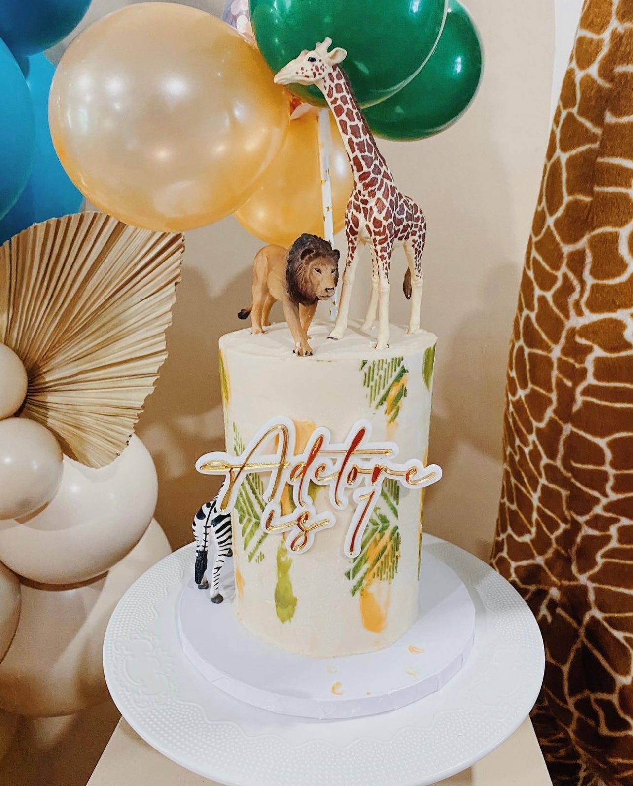 LAYERED CAKE CHARM